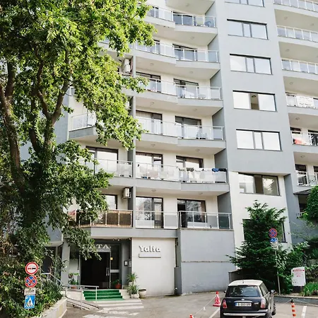 Yalta Apartmán *